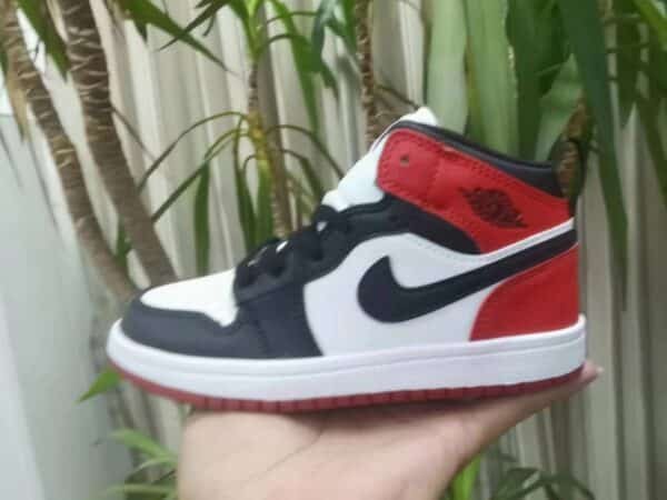 Air Jordan 1 Mid - Image 5