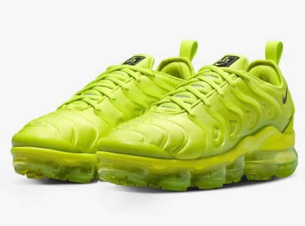 Nike Air VaporMax Plus - Image 17