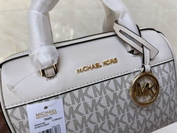 2024 Michael Kors TRAVEL White - Image 3
