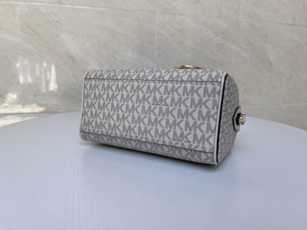2024 Michael Kors TRAVEL White - Image 7
