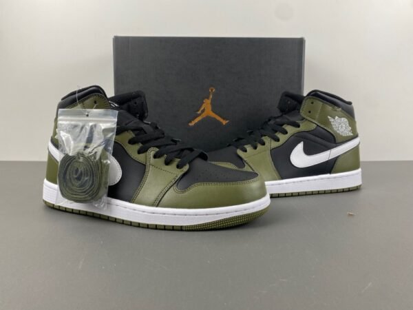 Air Jordan 1 Mid SE - Image 5