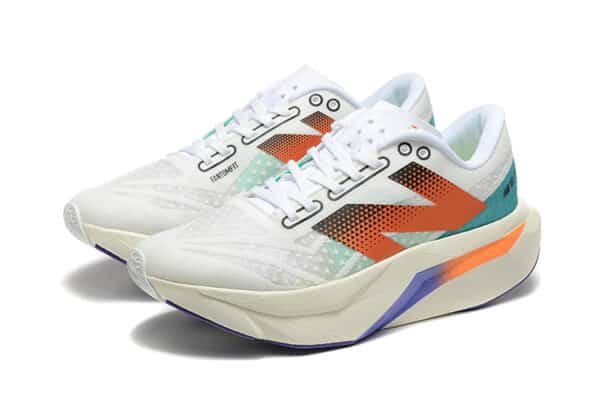 New Balance FuelCell Rebel V4