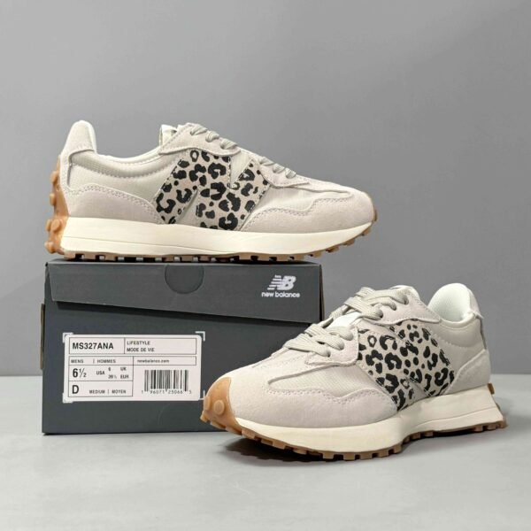 New Balance 327 - Image 4