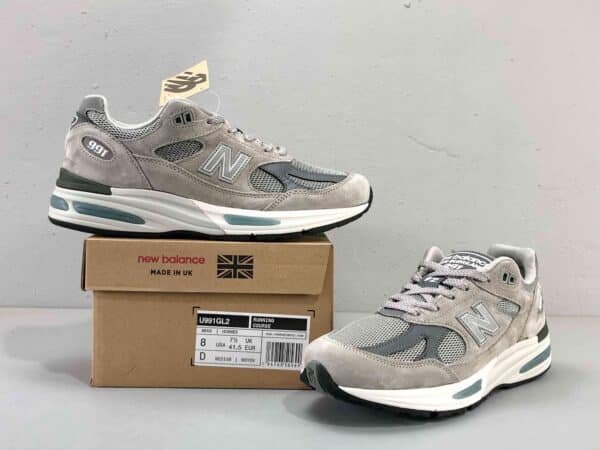 New Balance 991v2