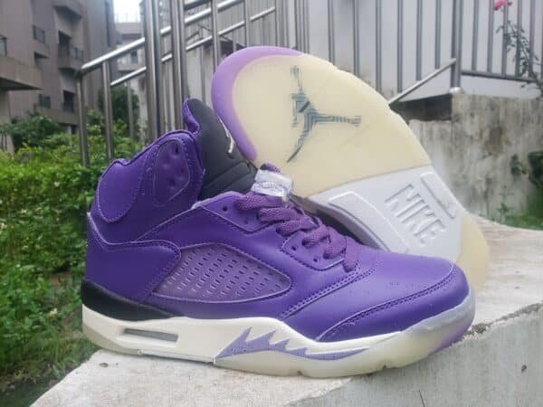 Air Jordan 5 - Image 3