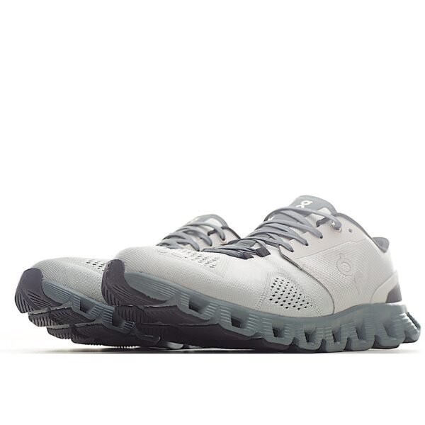On M Cloud X (Hombres) - Image 11