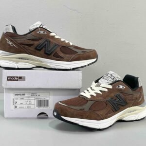 New Balance 990v3