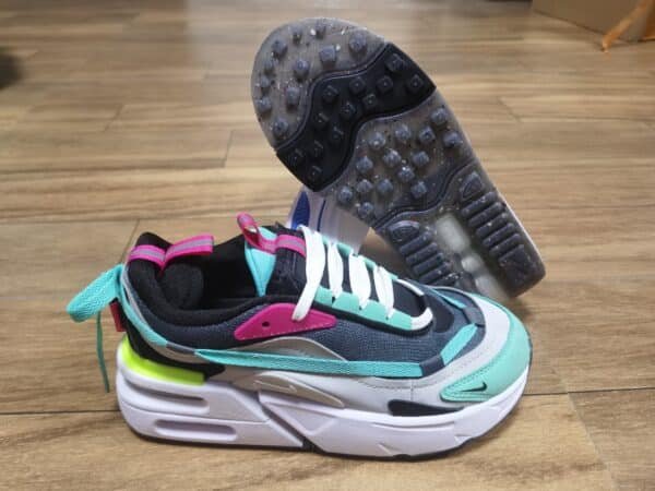 NIKE AIR MAX FURY OSA NRG - Image 3