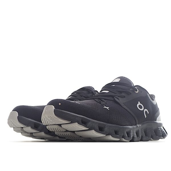 On M Cloud X (Hombres) - Image 2