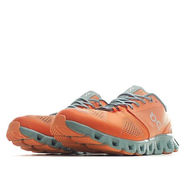 On M Cloud X (Hombres) - Image 14