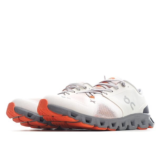 On M Cloud X (Hombres) - Image 4