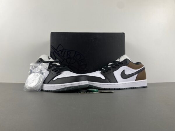 Air Jordan 1 - Image 2