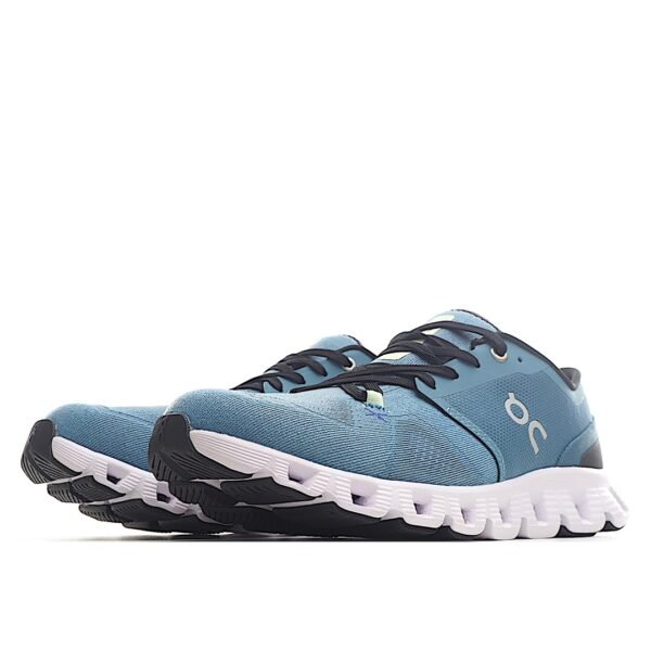On M Cloud X (Hombres) - Image 6