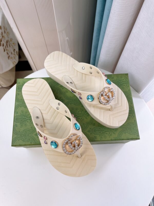 Gucci Pink Bejeweled Sandals - Image 2