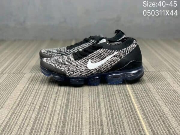 Nike Air Vapormax Flyknit - Image 3