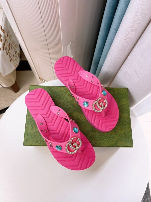 Gucci Pink Bejeweled Sandals