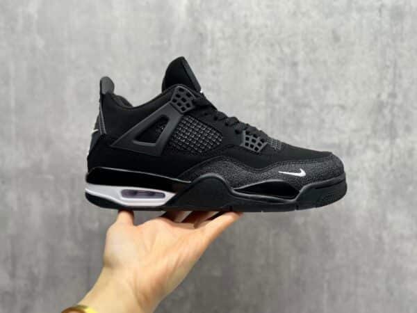 JORDAN RETRO 4