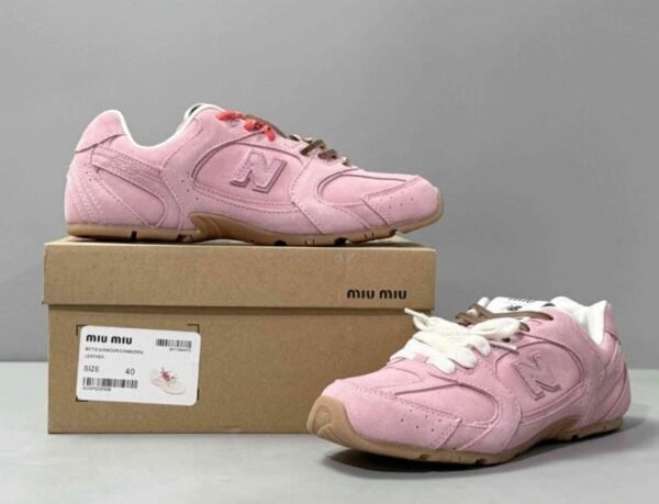 NEW BALANCE MIU MIU