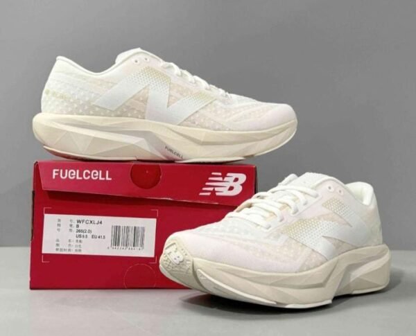 NEW BALANCE ELITE V4 - Image 8