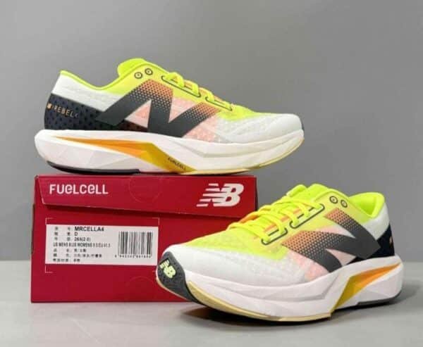 NEW BALANCE ELITE V4 - Image 4