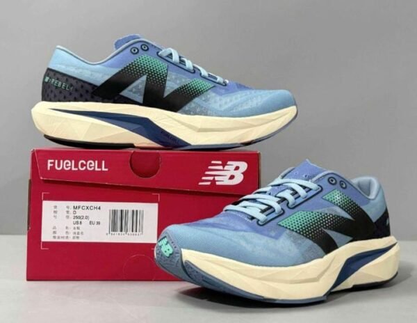 NEW BALANCE ELITE V4 - Image 3