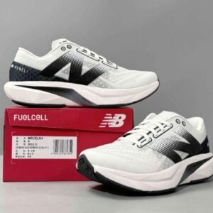 NEW BALANCE ELITE V4