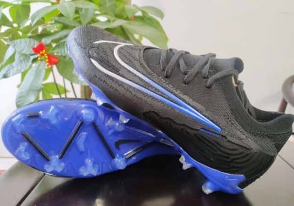 NIKE PHANTOM